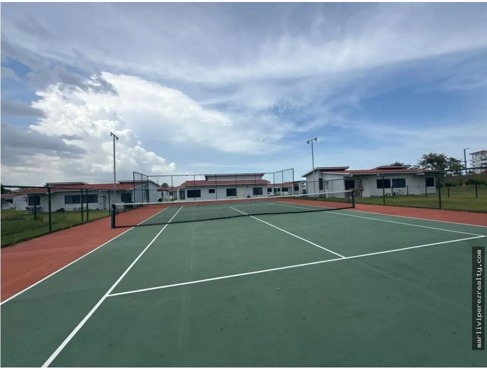 Venta de casa de playa en San Carlos