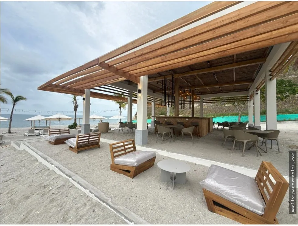 Venta de casa de playa en San Carlos