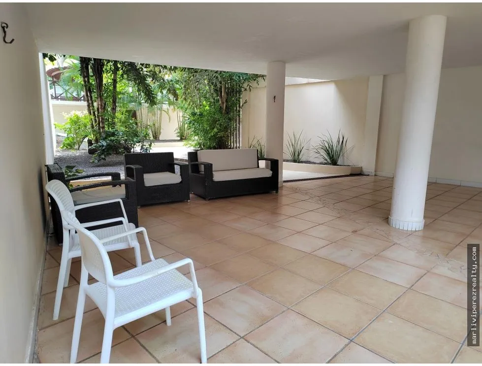 Lock-Off Apartment for Rent with Resort Services
