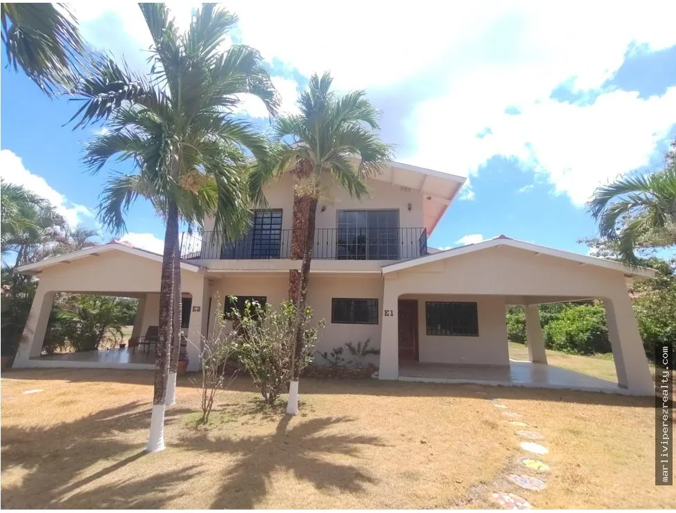 House Sale on the Road to Punta Chame. 1.8km from the Inter-American Highway