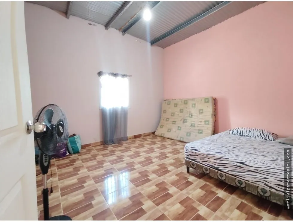 CASA CAMPESTRE CON PISCINA PRIVADA EN ANTON