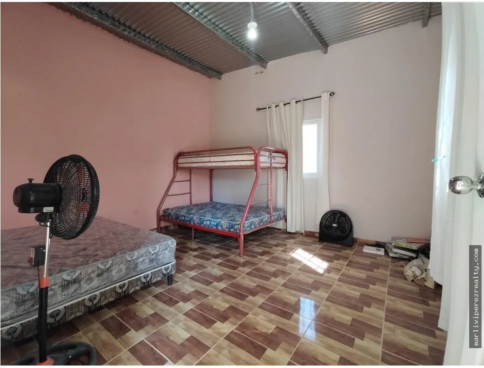 CASA CAMPESTRE CON PISCINA PRIVADA EN ANTON