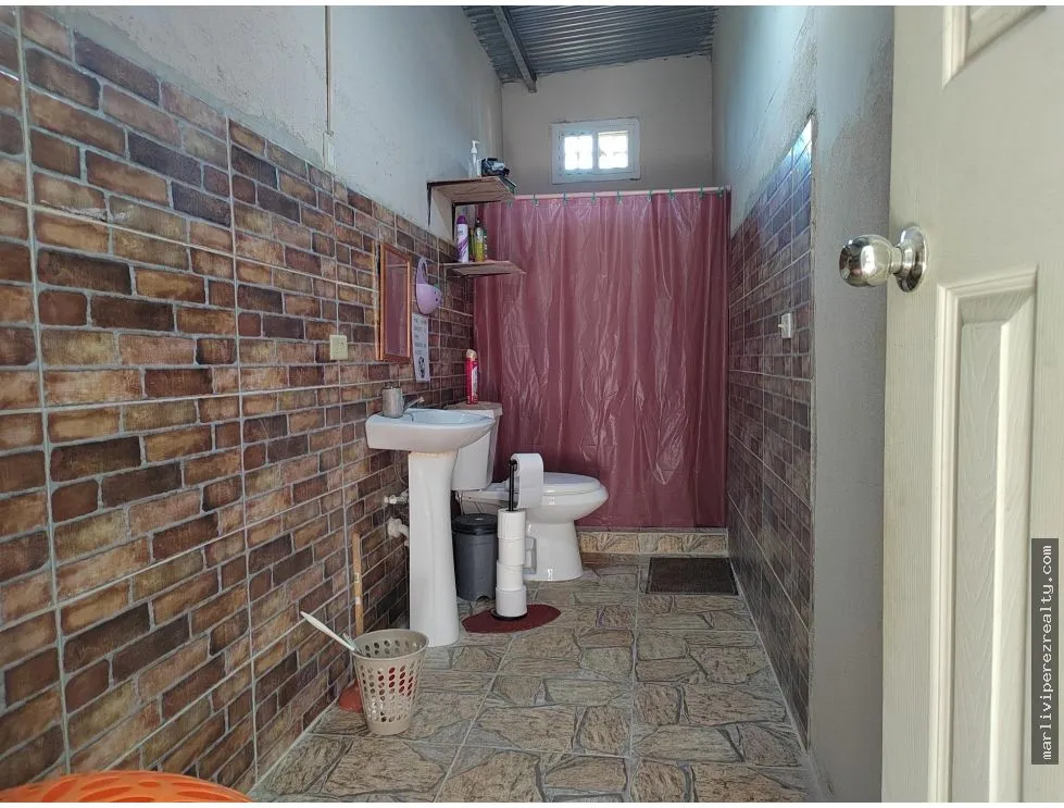 CASA CAMPESTRE CON PISCINA PRIVADA EN ANTON