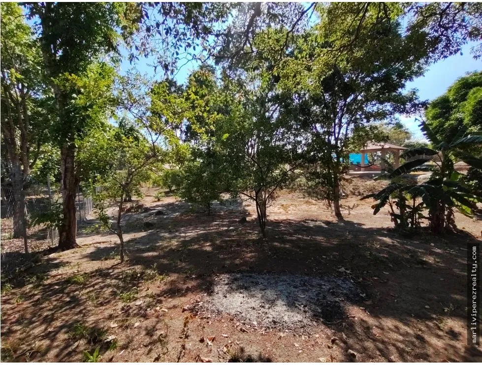 CASA CAMPESTRE CON PISCINA PRIVADA EN ANTON