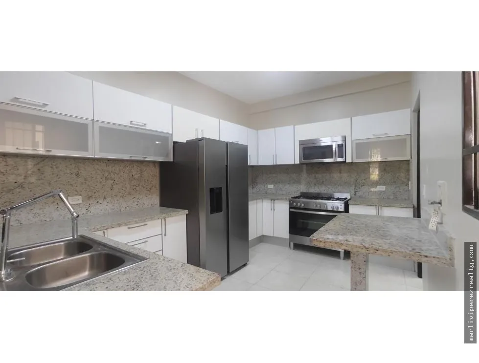 Maison unifamiliale à Ancon à vendre