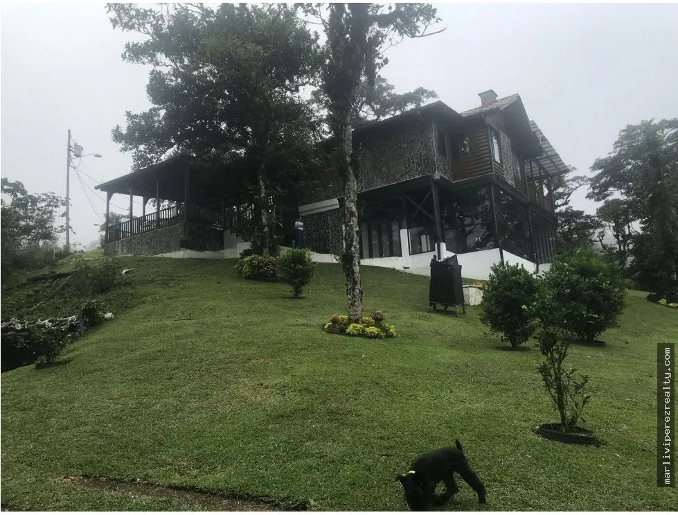 Venta de casa en Altos de Maria