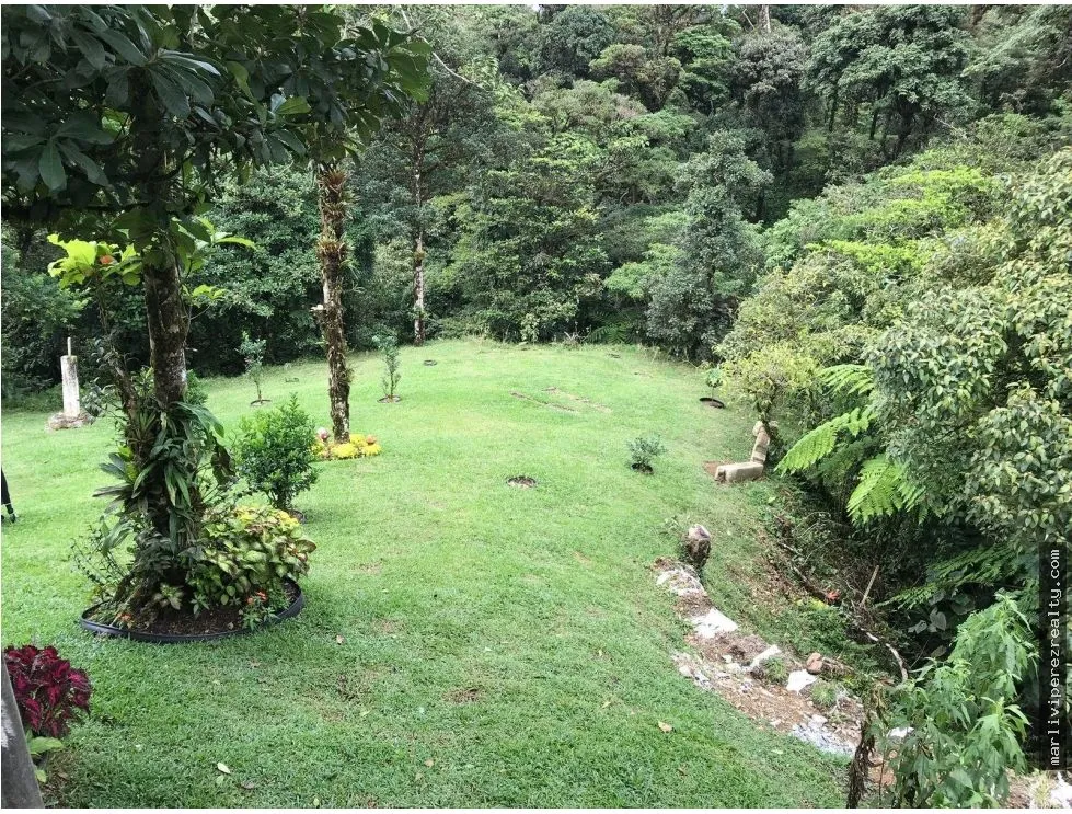 Venta de casa en Altos de Maria