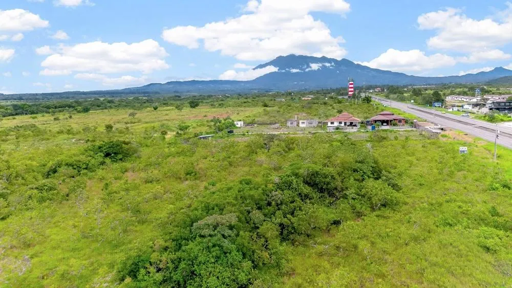 5,000 m² Lot for Sale on Boquete Main Road
