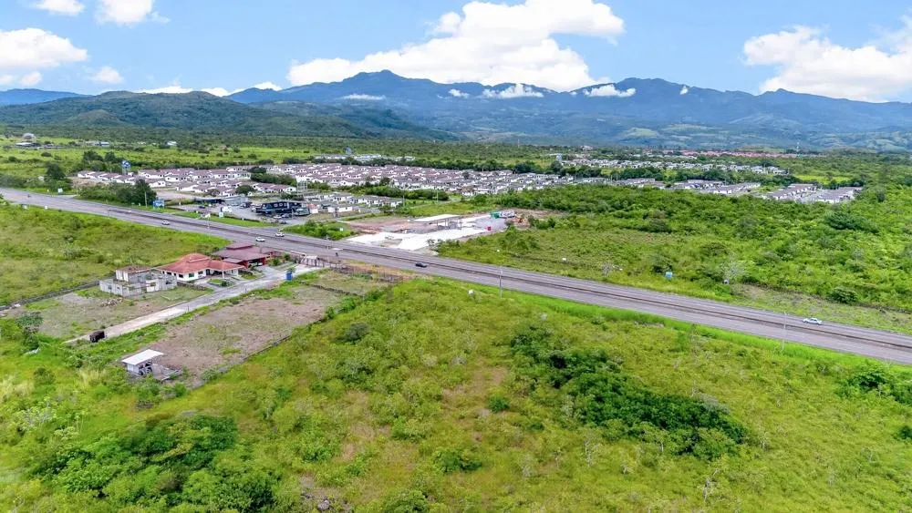 5,000 m² Lot for Sale on Boquete Main Road