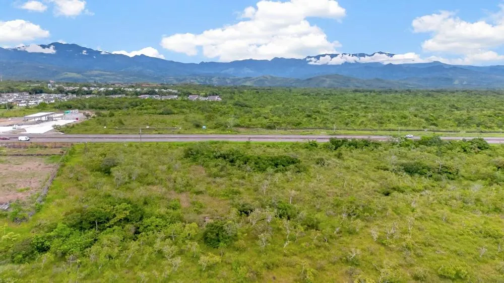 5,000 m² Lot for Sale on Boquete Main Road