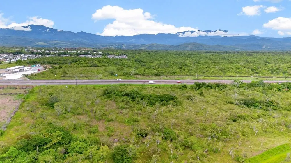 5,000 m² Lot for Sale on Boquete Main Road