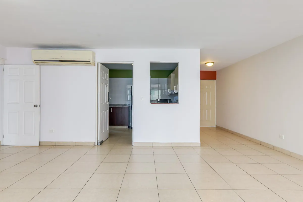 Apartamento grande a excelente precio
