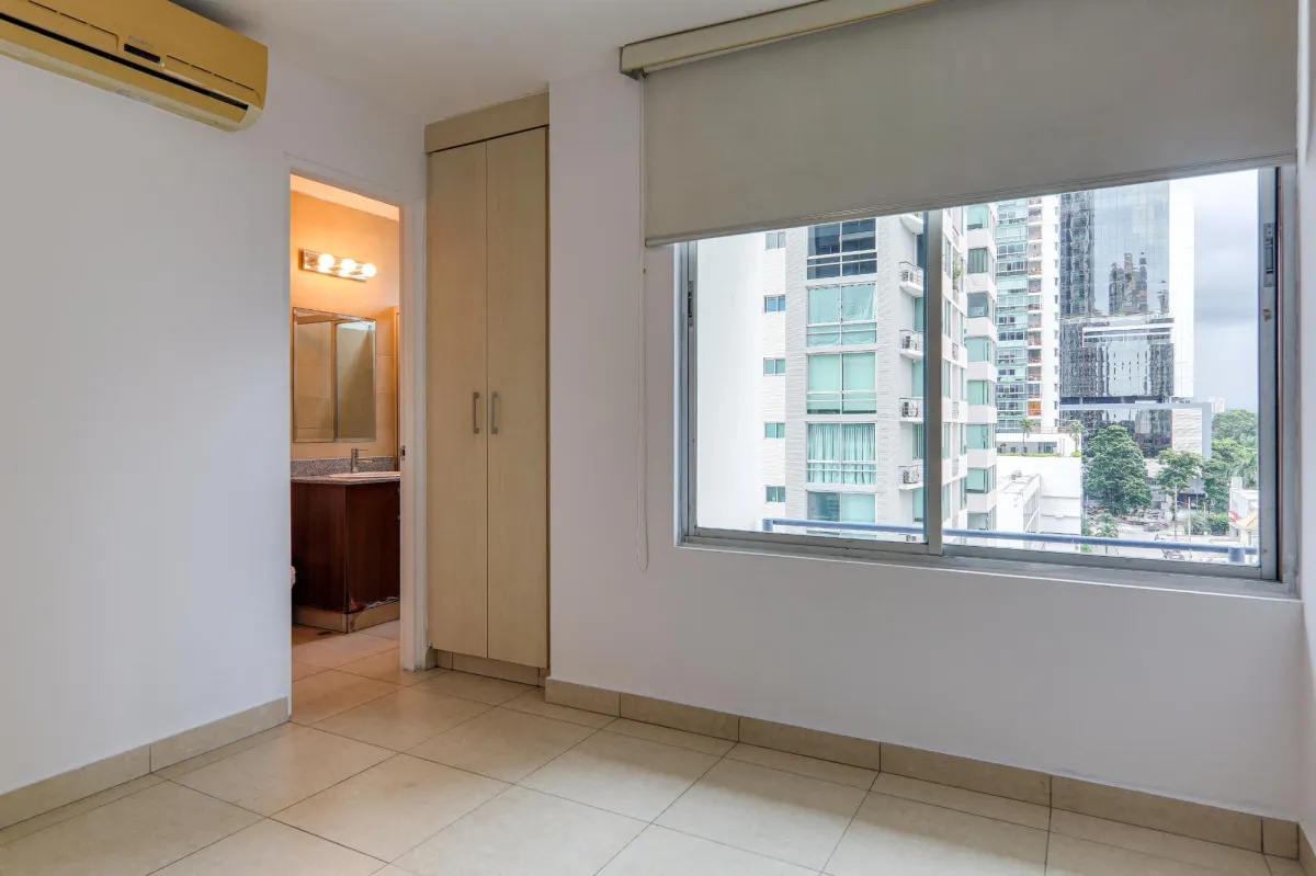 Apartamento grande a excelente precio