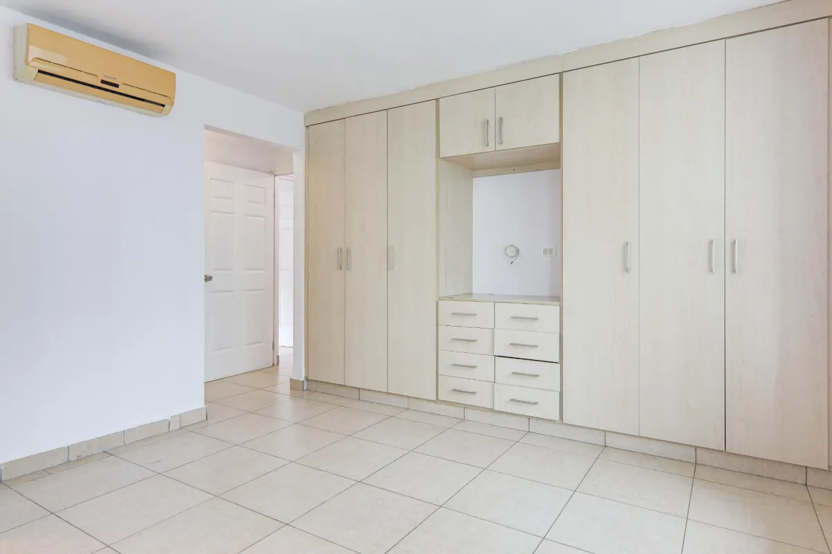 Apartamento grande a excelente precio