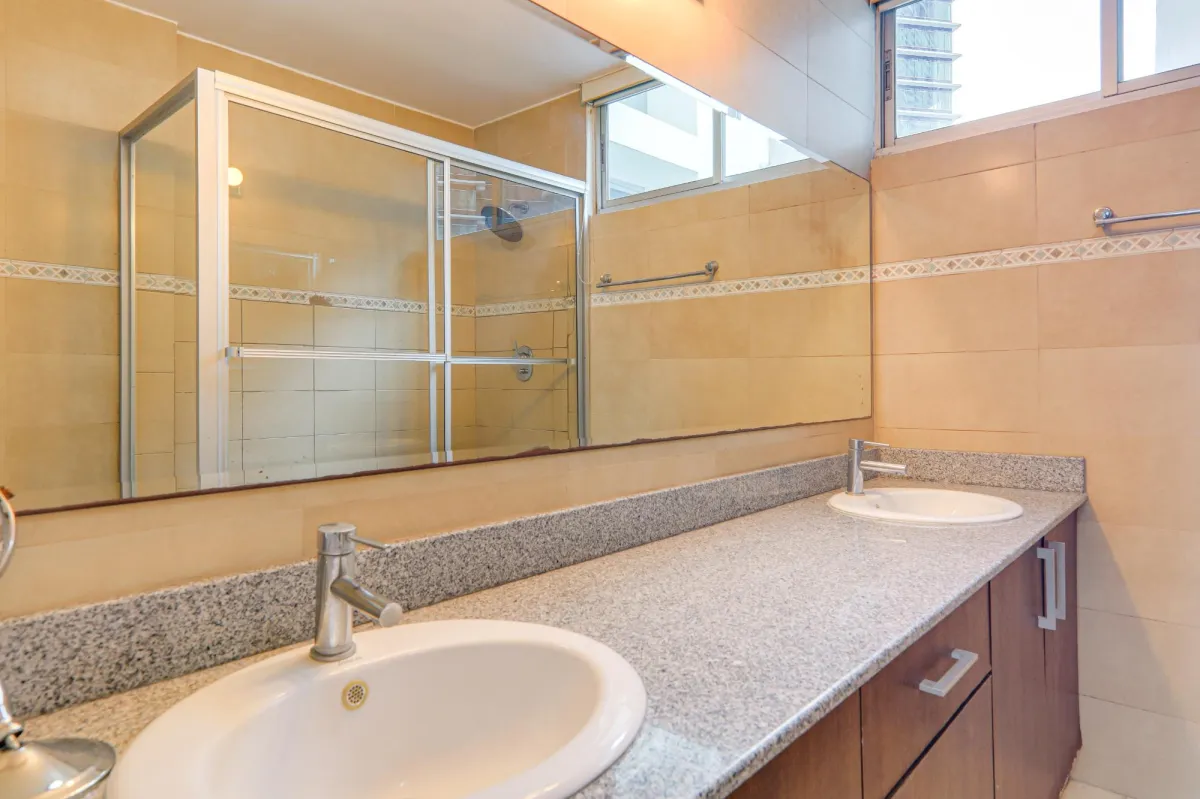 Apartamento grande a excelente precio