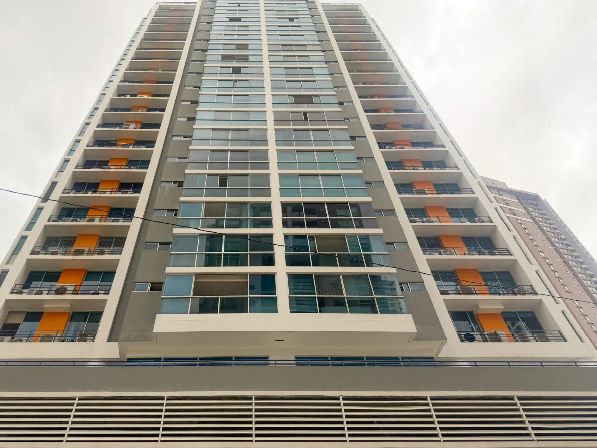 Apartamento grande a excelente precio