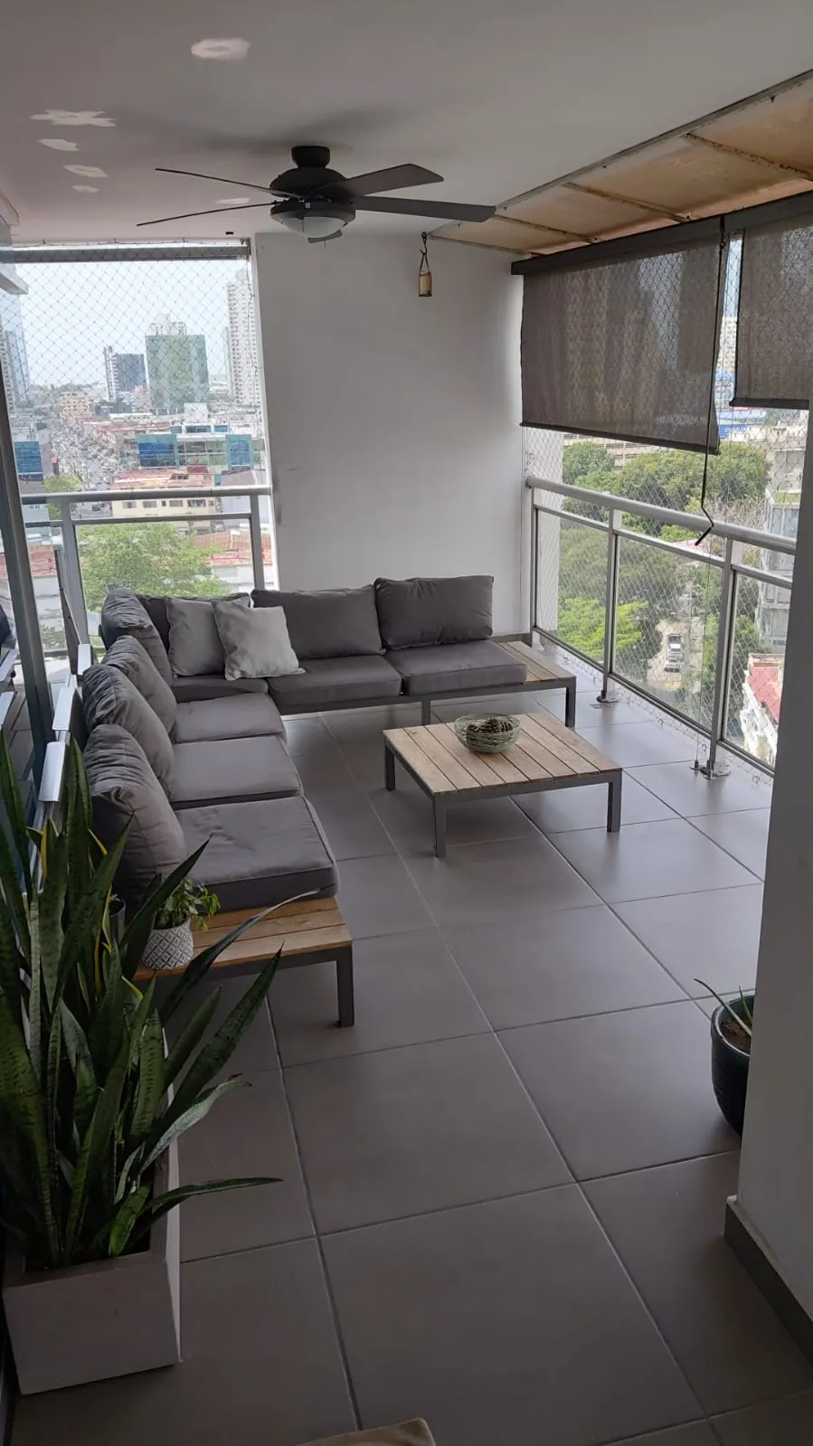 Spectacular Penthouse in El Carmen: 3 Bedrooms with En-suite Bathrooms + Den