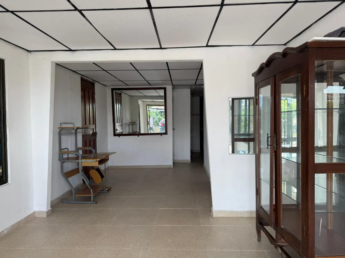 Casa en Ciudad Vacamonte, Arraiján - Potencial para Remodelar