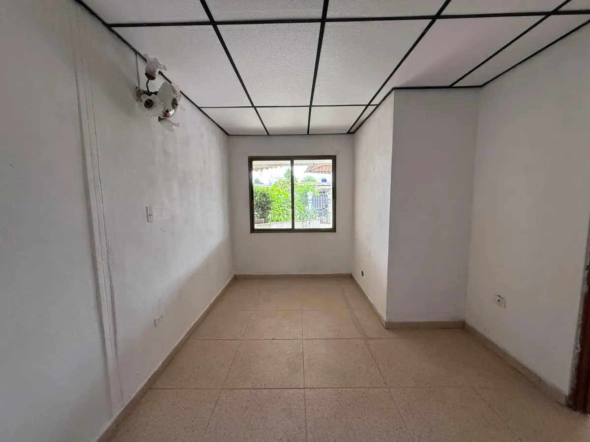 Casa en Ciudad Vacamonte, Arraiján - Potencial para Remodelar
