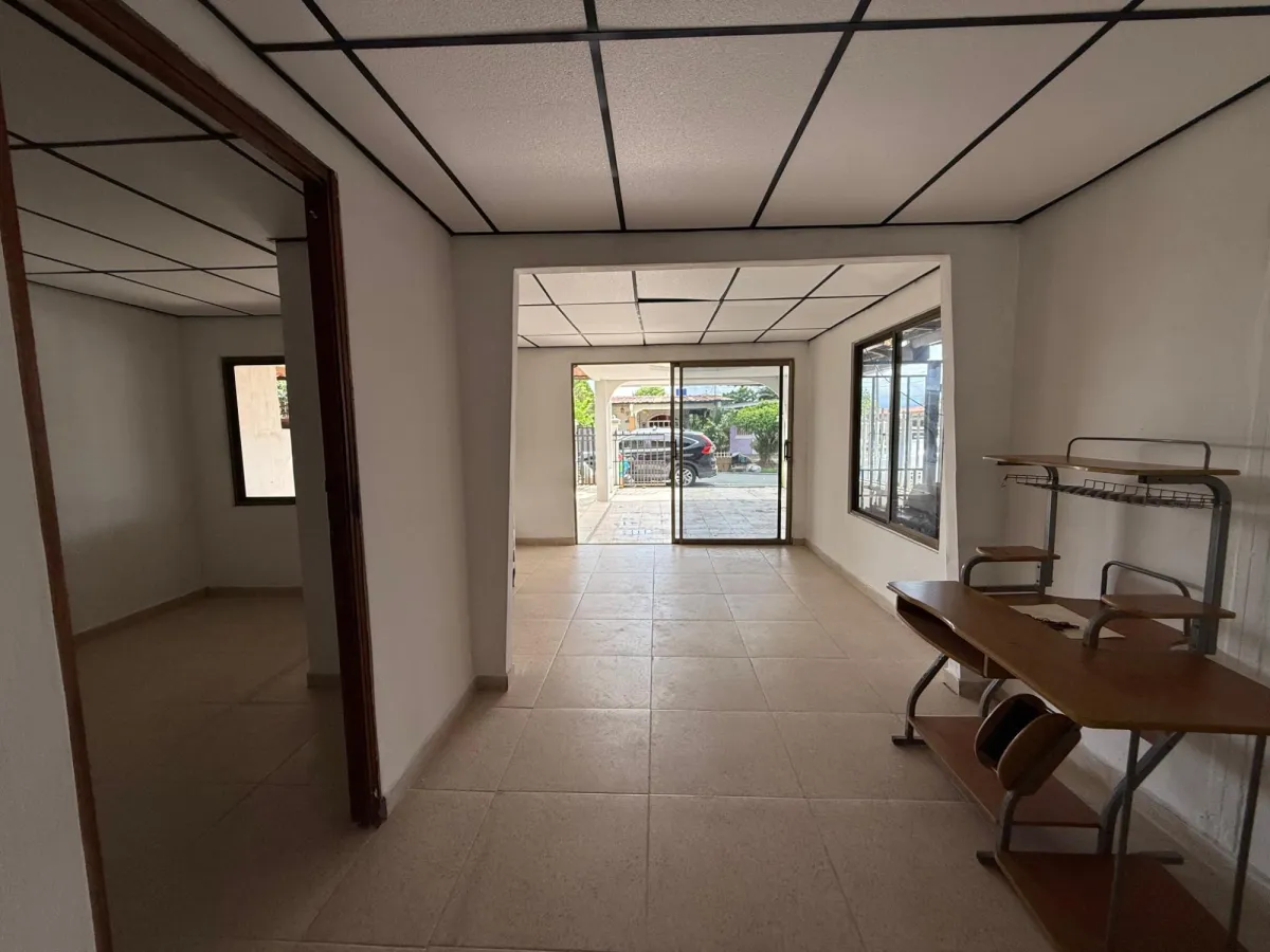 Casa en Ciudad Vacamonte, Arraiján - Potencial para Remodelar
