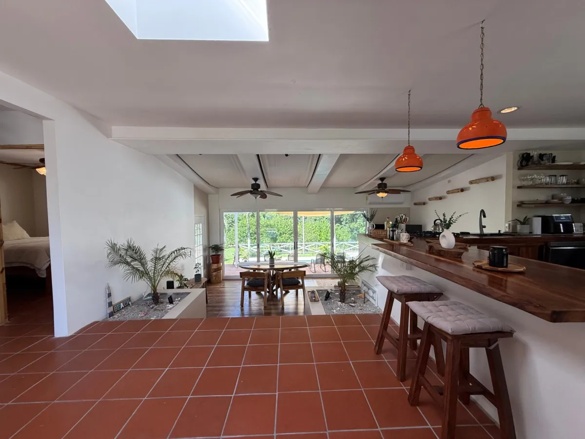 Casa privada con piscina y amplio terreno en Coronado