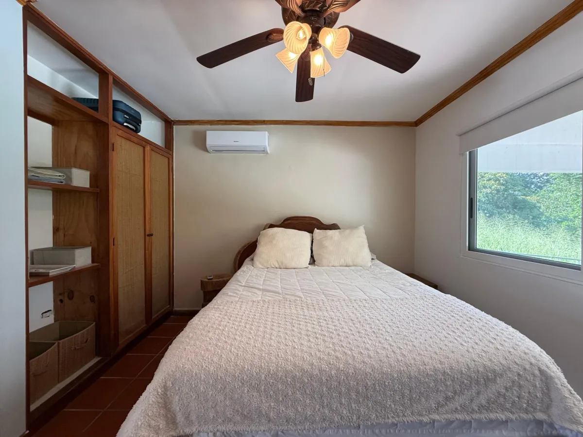 Casa privada con piscina y amplio terreno en Coronado