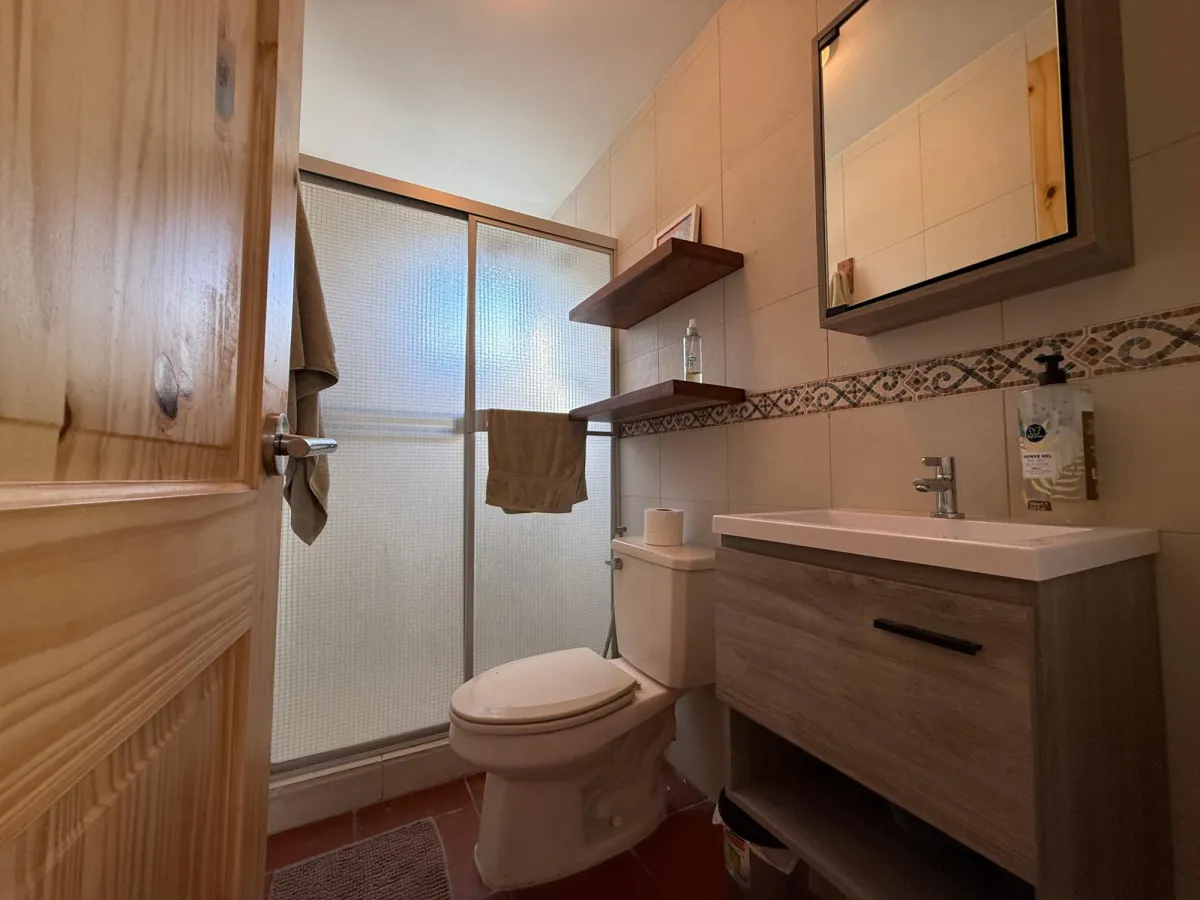 Casa privada con piscina y amplio terreno en Coronado