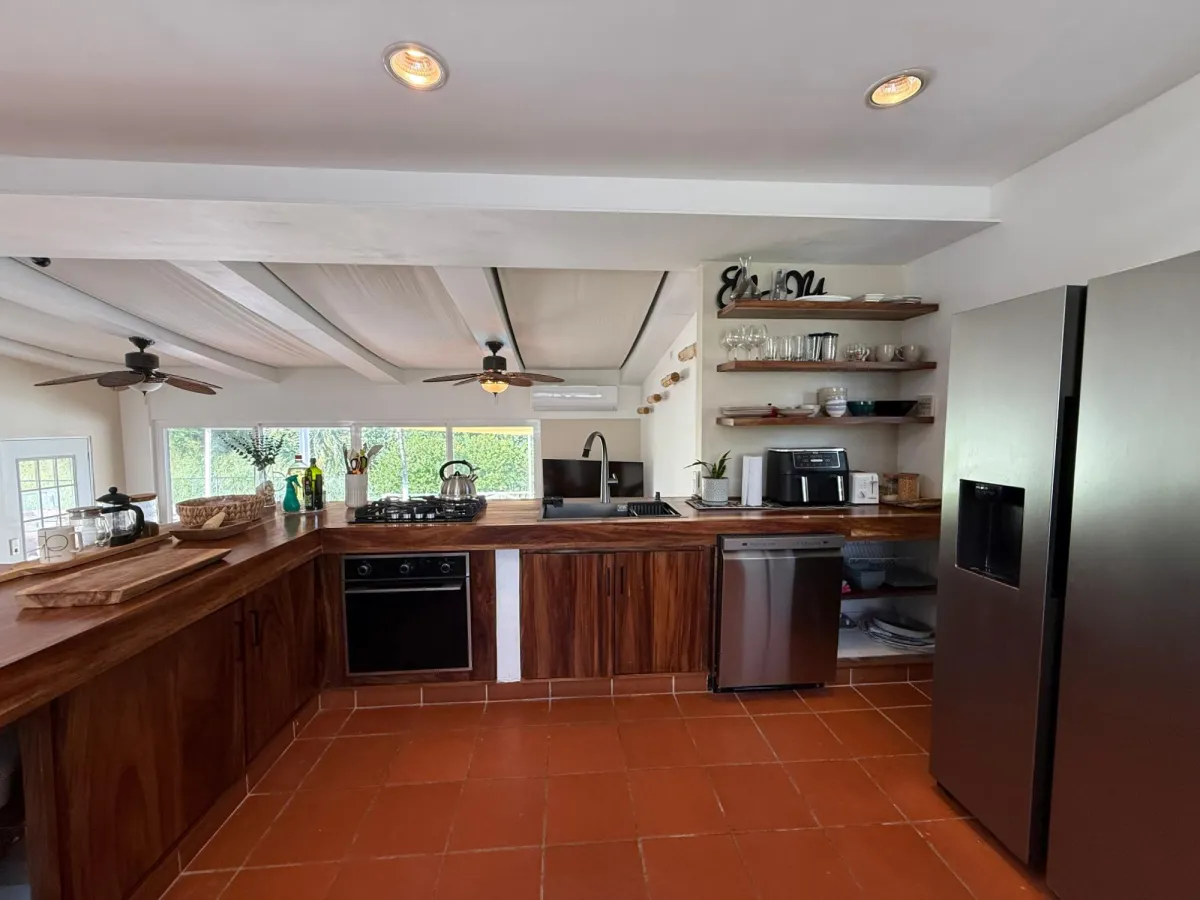 Casa privada con piscina y amplio terreno en Coronado
