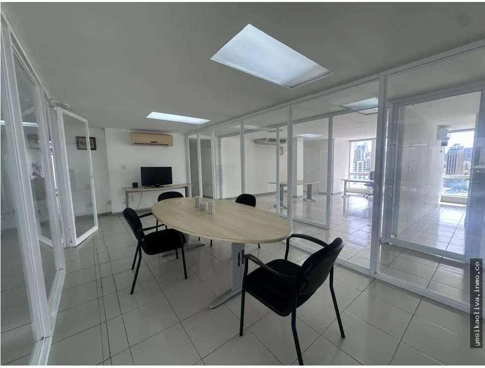 Office Rental on Vía España