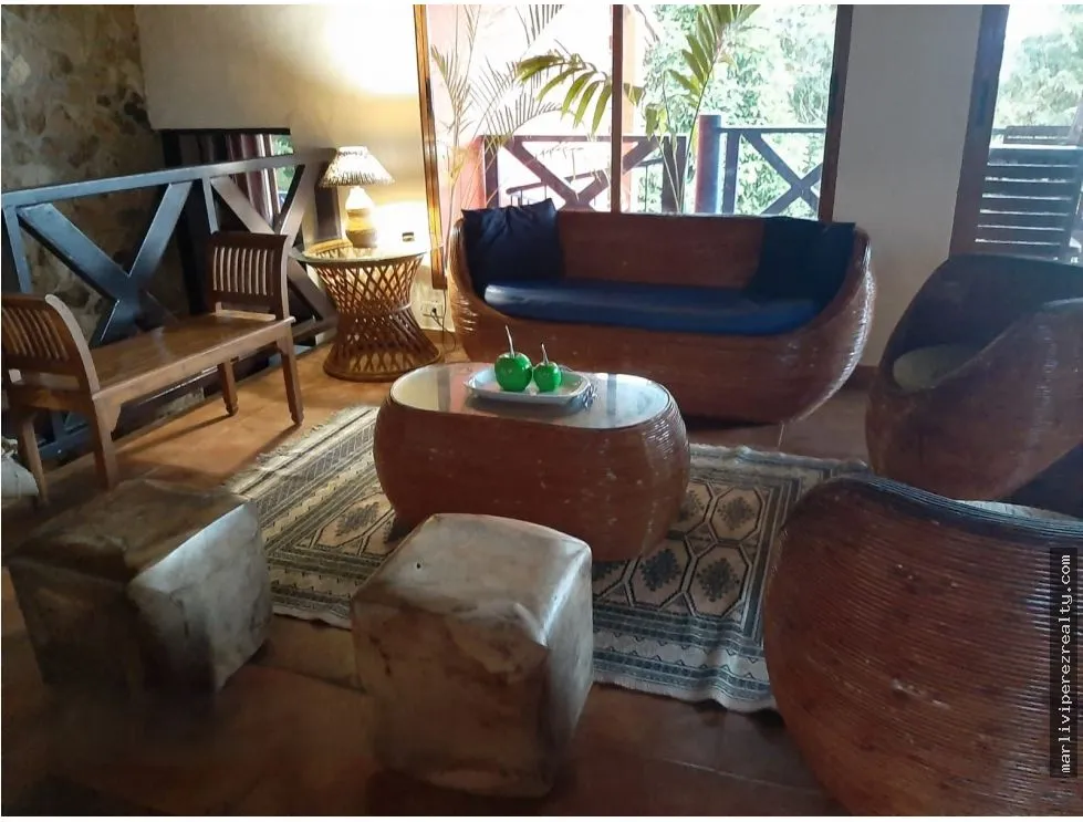 VENTA CASA EN| ALTOS DEL MARÍA – $385,000