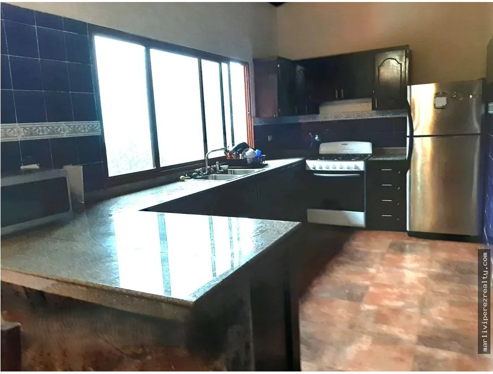 VENTA CASA EN| ALTOS DEL MARÍA – $385,000