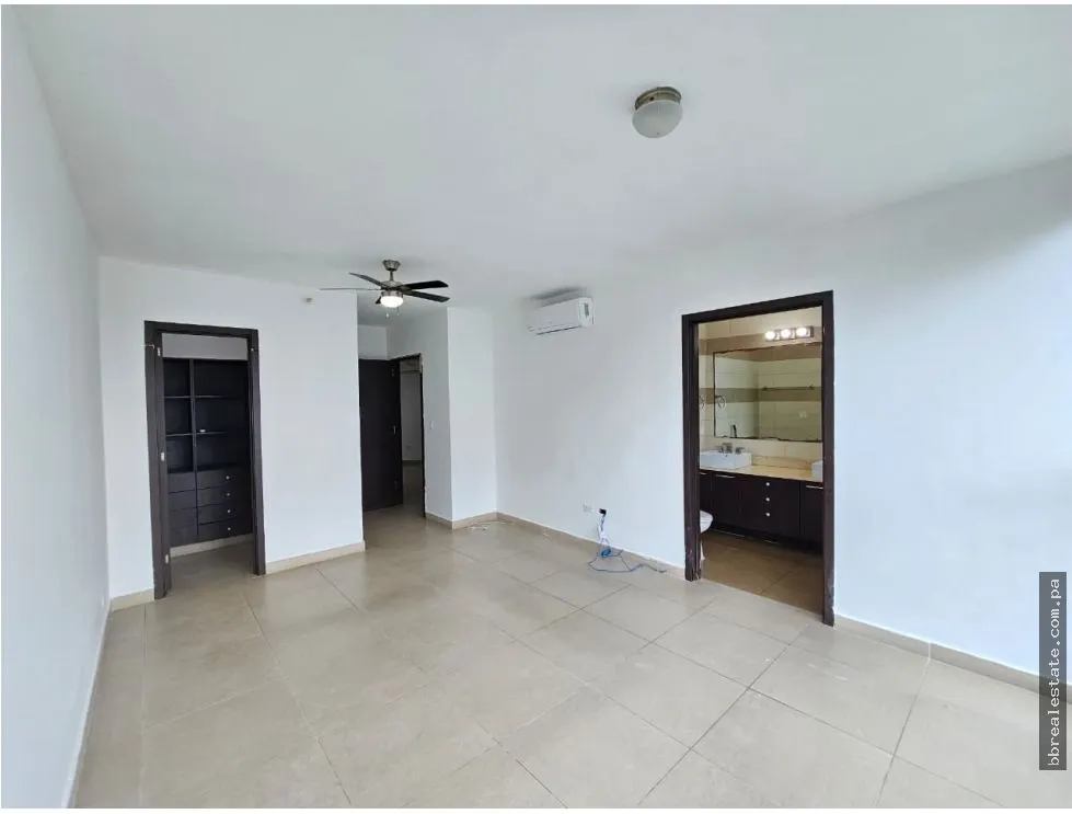 Apartment Rental in PH Country Club, Costa del Este