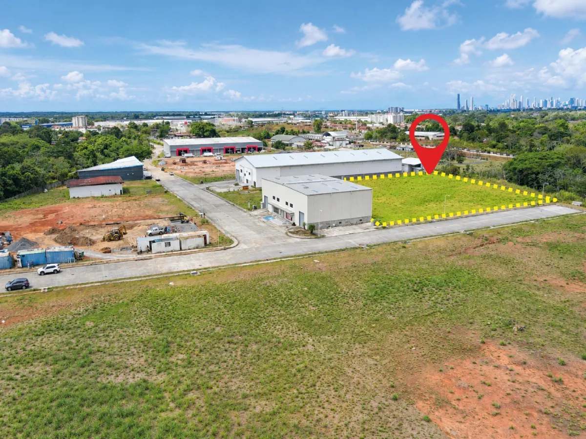 Land for sale in Tocumen Storage Complex
