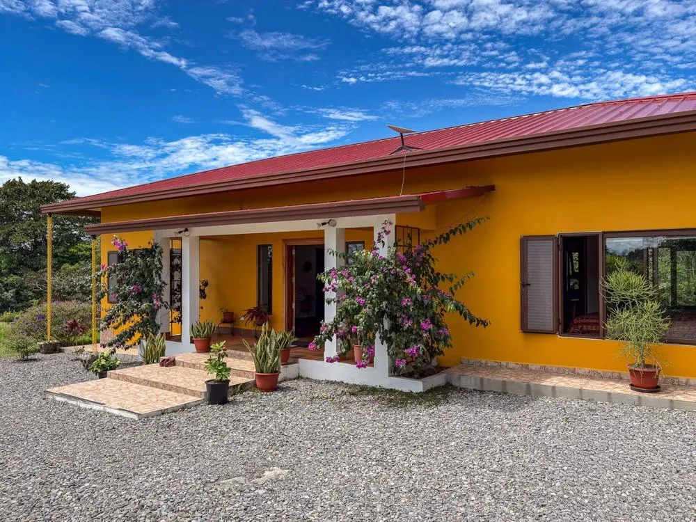 Furnished Home for Sale in Dolega with Gardens