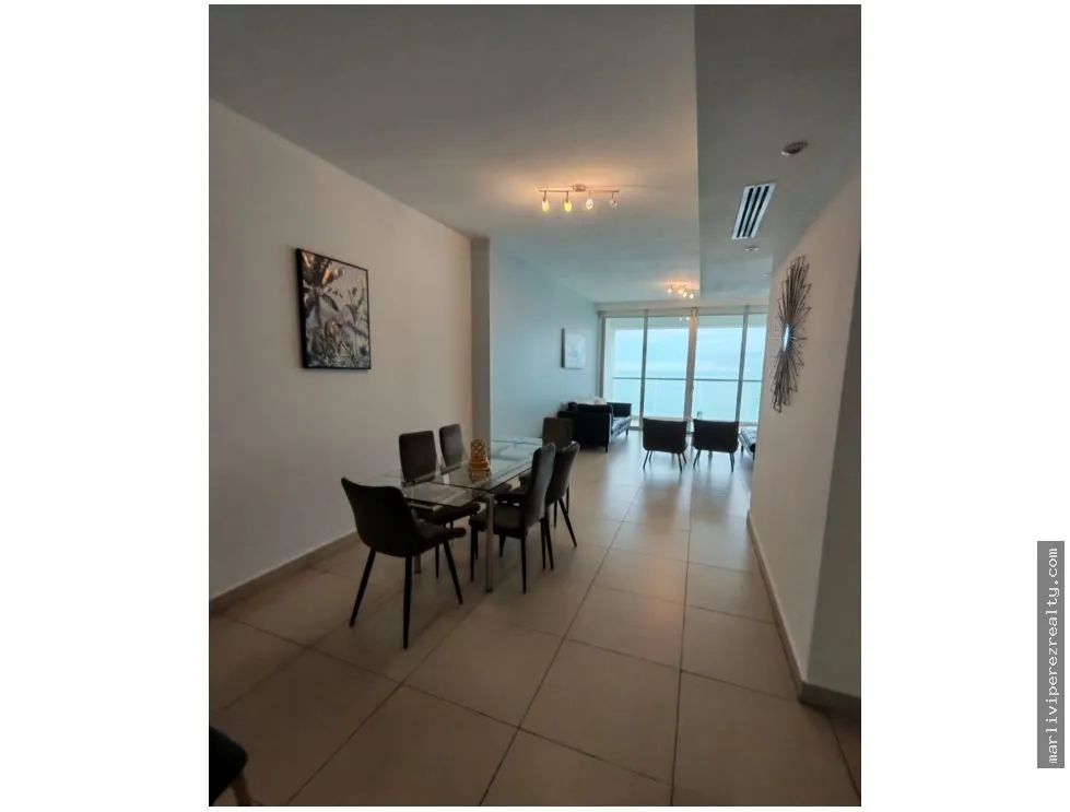 OCEANVIEW APARTMENT RENTAL ON AVENIDA BALBOA - HIGH FLOOR