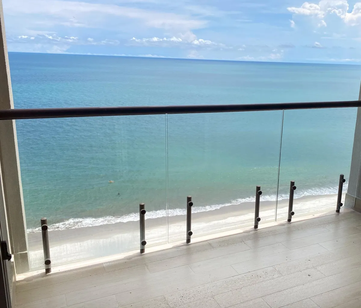 Beachfront Apartment in Playa Caracol Panama