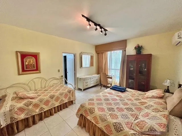 VENTA PISO COMPLETO EN REGENT PU NTA PAITILLA