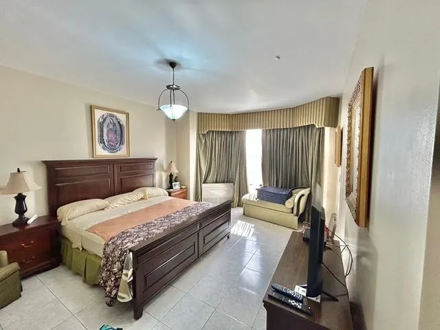 VENTA PISO COMPLETO EN REGENT PU NTA PAITILLA