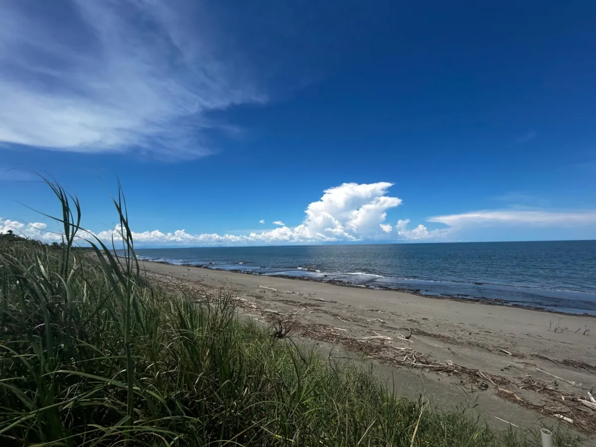Terreno Titulado de 520m² Playa El Rompio