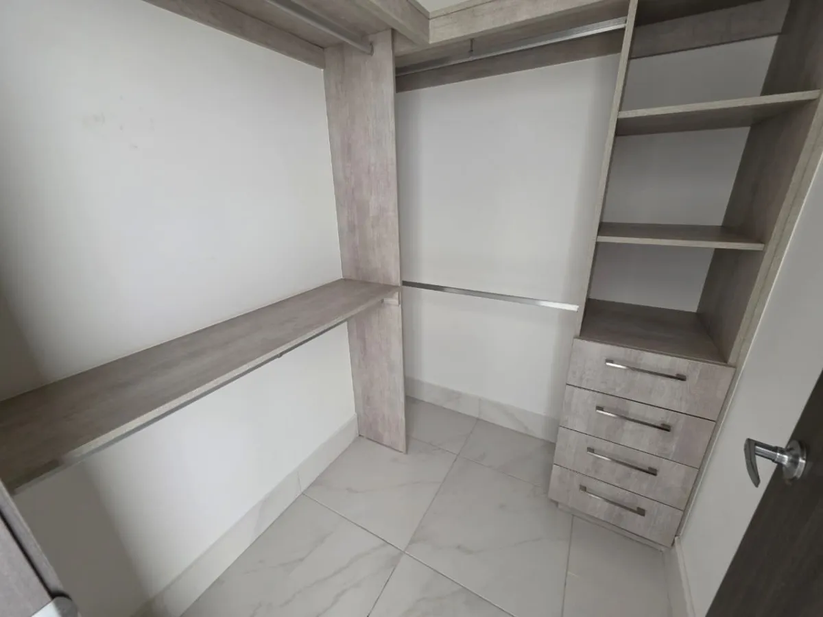 Venta de apartamento en Ph Pacific Park Tower, Edison Park