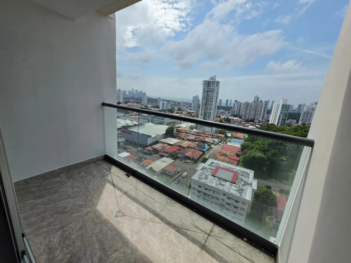 Venta de apartamento en PH Bella Veduta, Hato Pintado