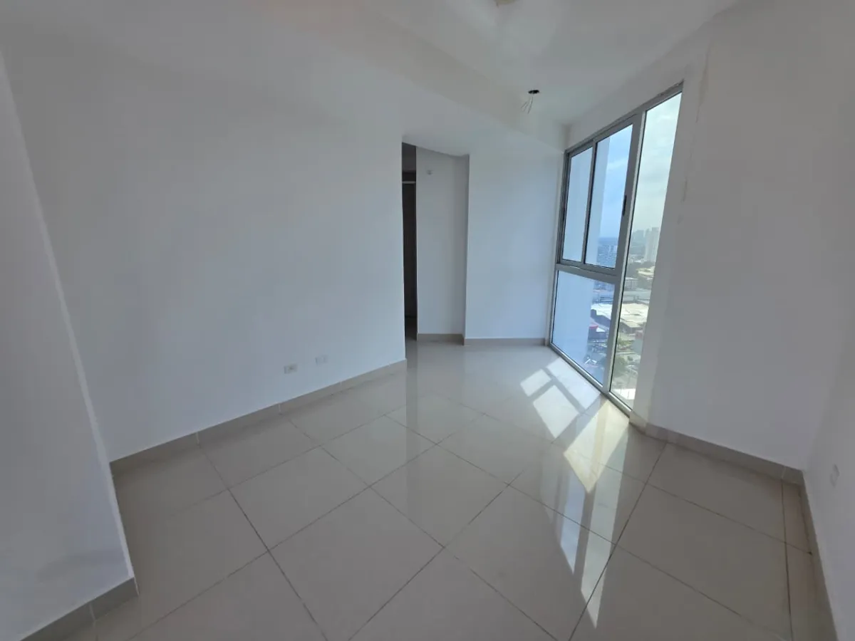 Venta de apartamento en PH Bella Veduta, Hato Pintado