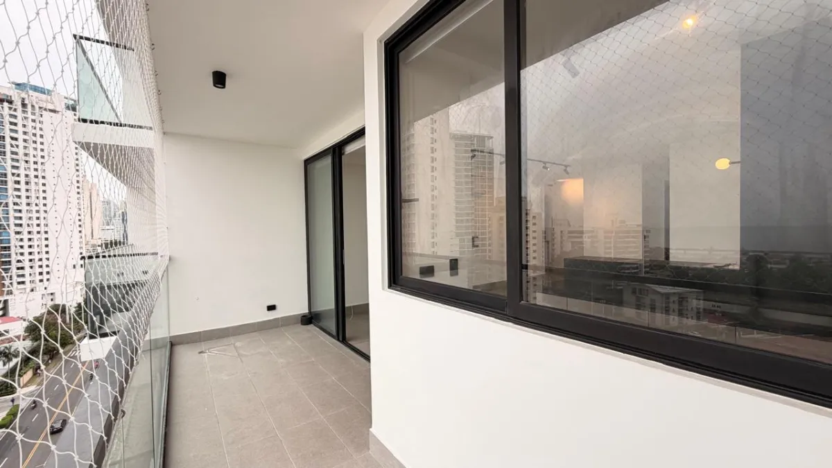 Apartamento for Rent in Coco del Mar.