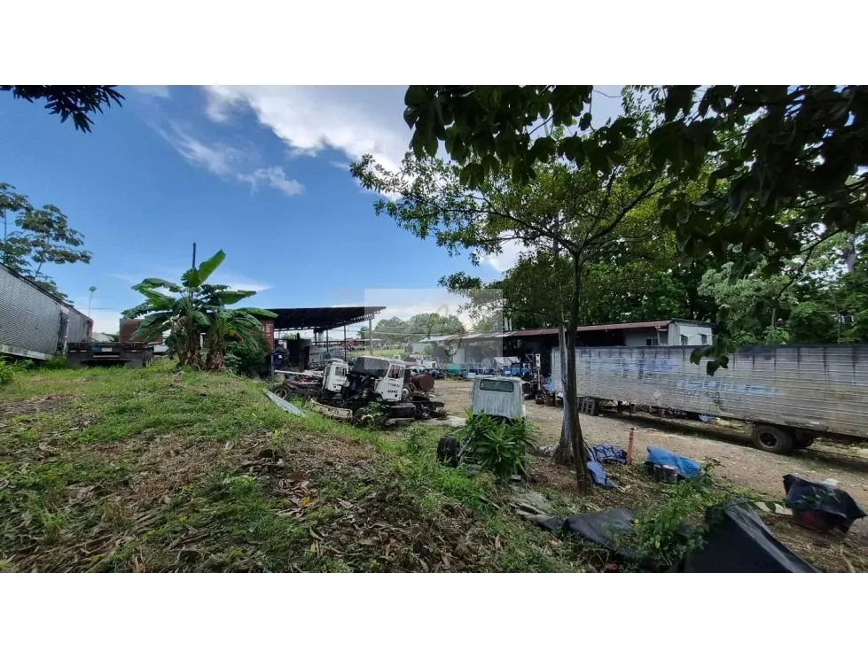 SALE OF COMMERCIAL / INDUSTRIAL PROPERTY IN LAS MAÑANITAS