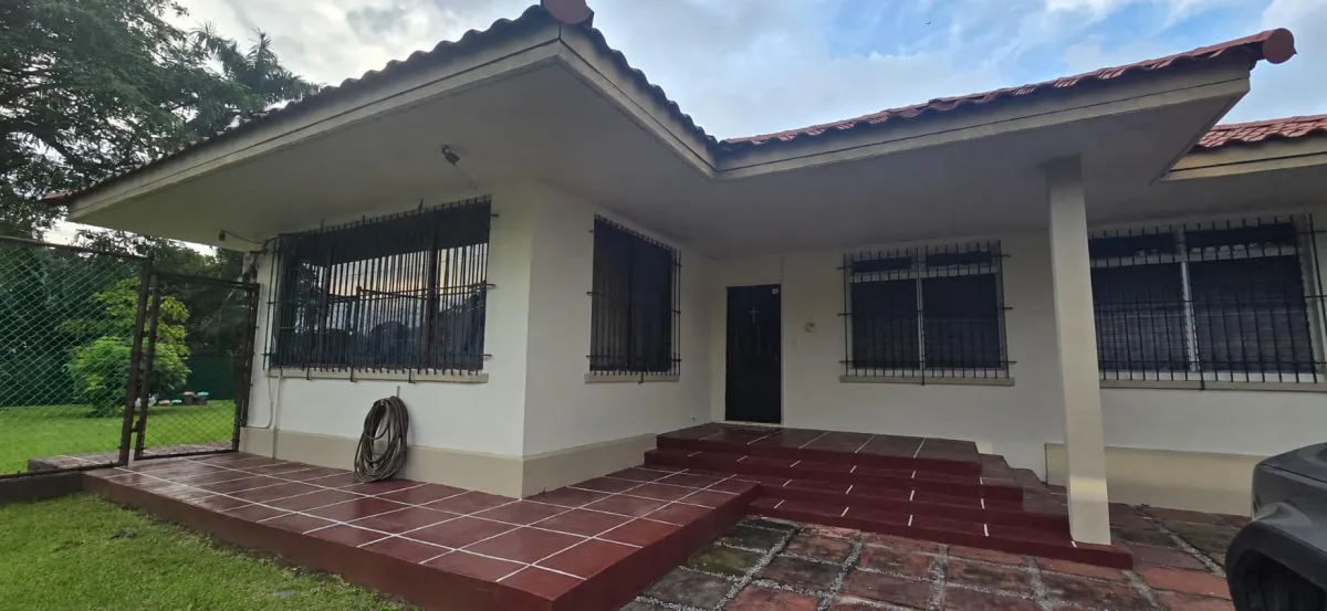 House for sale in Brazos Heights, Colón
