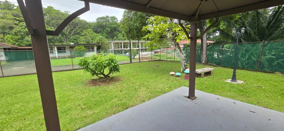 House for sale in Brazos Heights, Colón