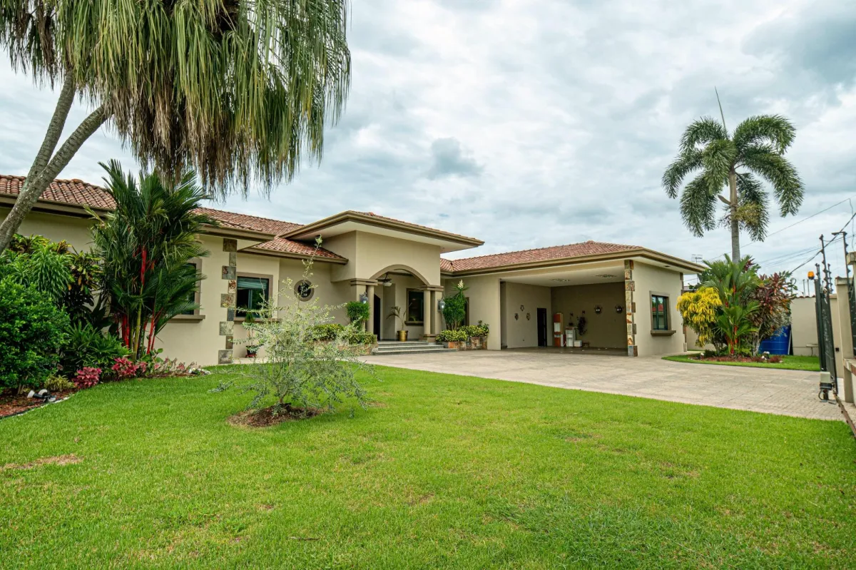 Luxury Home in David Panama