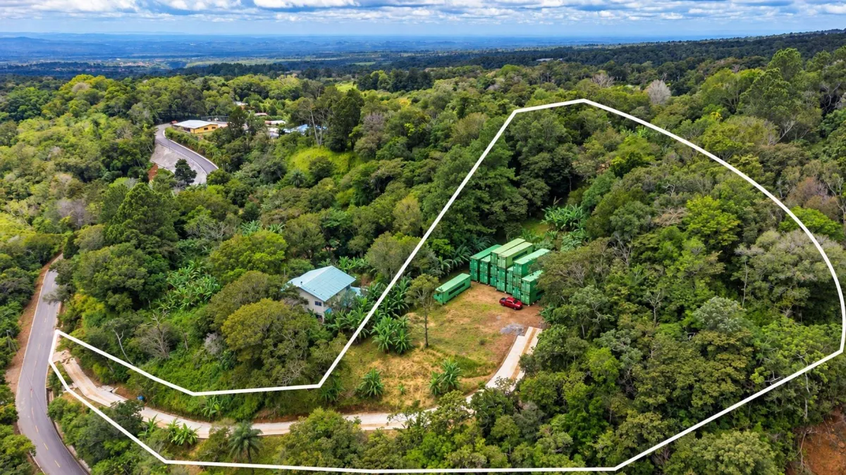 6,694 m² Lot For Sale in Palmira Boquete