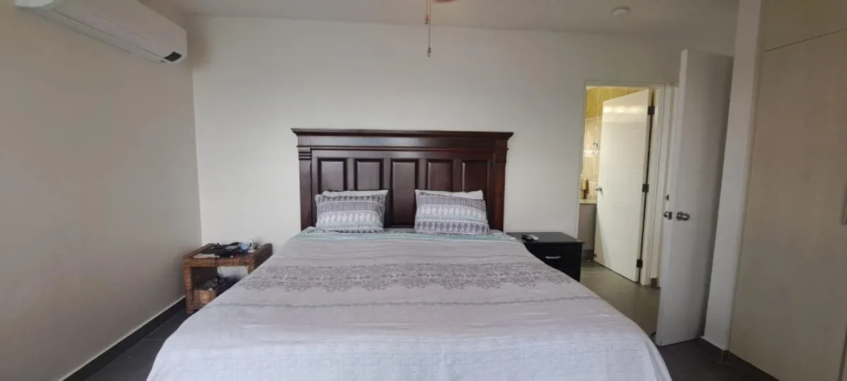 174 m² High-Floor Beachfront Condo at PH Biltmore
