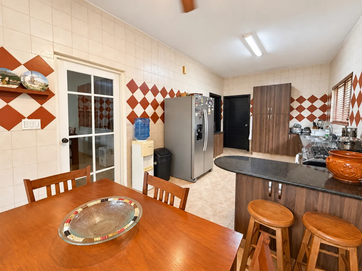 House for sale in Costa del Este